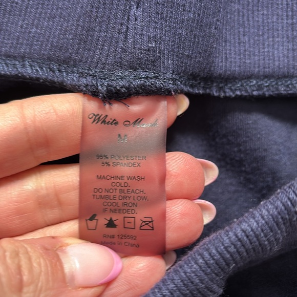 White Mark Women's 2 Piece Rhinestone Velour Tracksuit Set - Picture 13 of 16